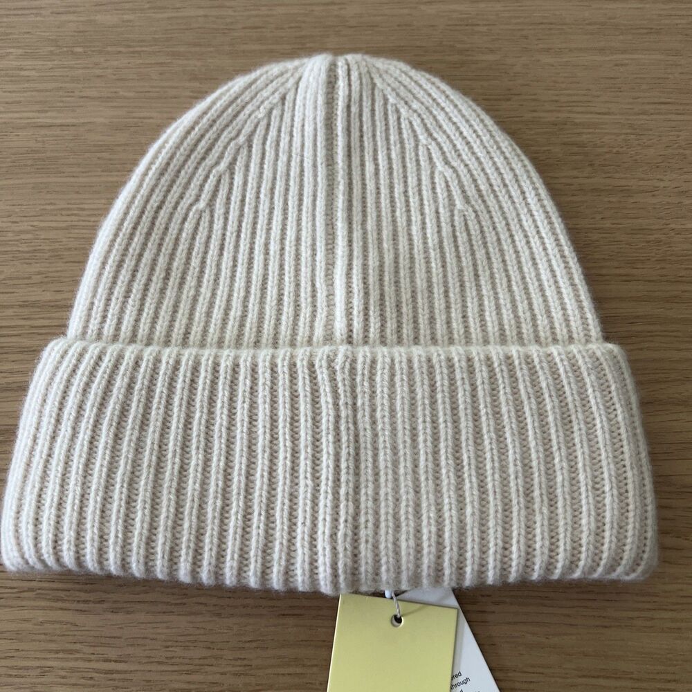 Halfdays Beanie Unisex Off White 100% Merino Wool - OS - New With Tags - Picture 5 of 6
